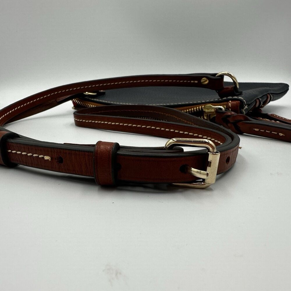 Dooney & Bourke Pebbled Navy Brown Crossbody Bag Braided Gently Used - Picture 5 of 15